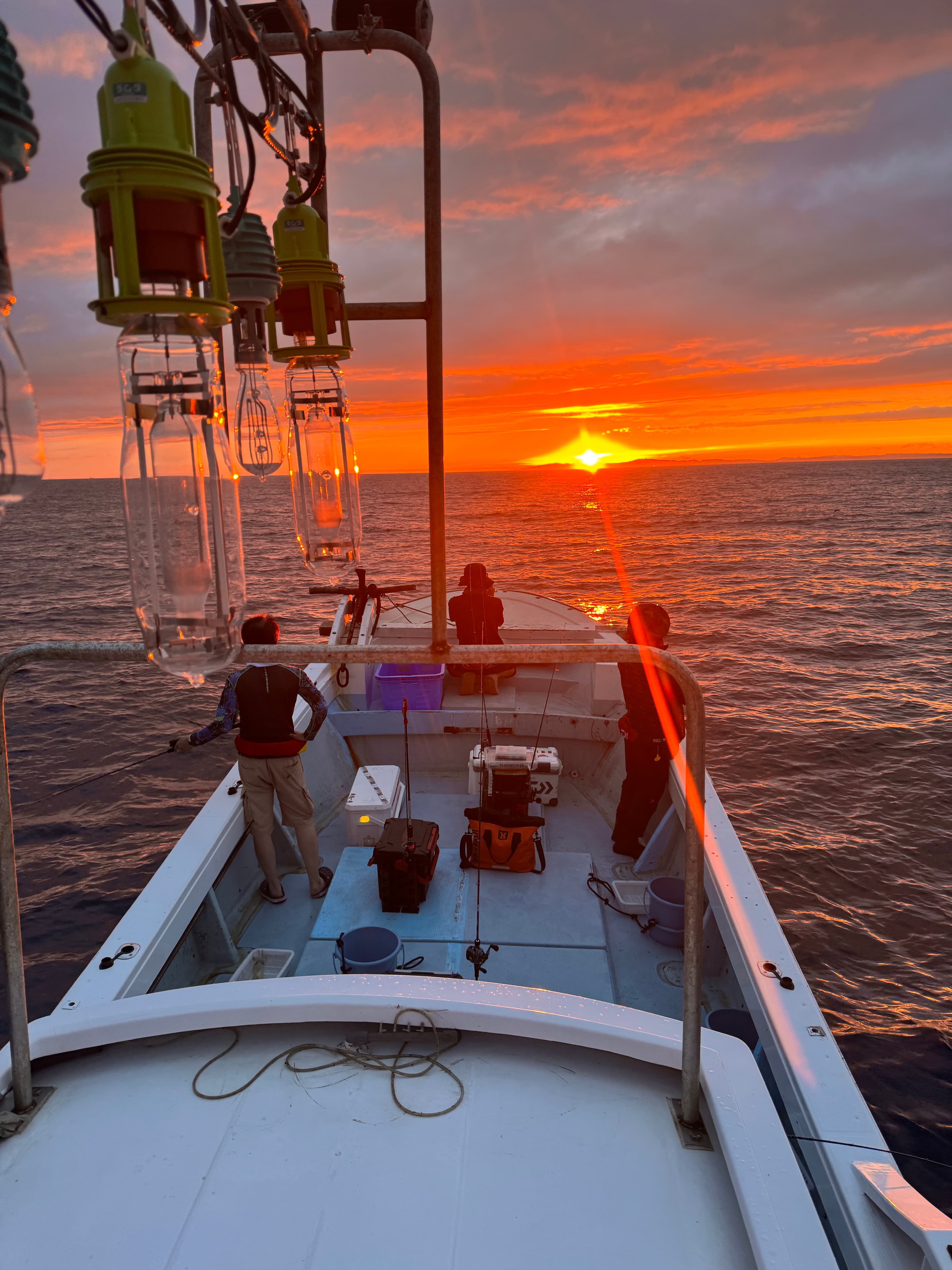 【釣果速報】遊漁船BIGUP 夜焚きイカメタル